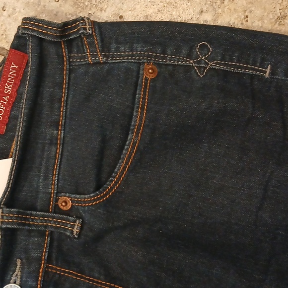 Lucky Brand Sofia Boot Jeans - Picture 7 of 8
